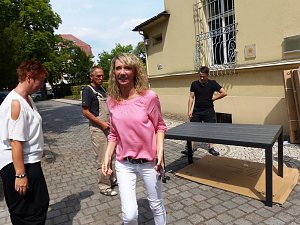 Neue Tische f&uuml;r das Kunsthaus