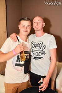In den Sonntag hinein wurde in Nordhausen nicht nur auf den Pl&auml;tzen und Stra&szlig;e in der Innenstadt gefeiert, nach dem Ende Altstadtfest-Samstags ging es im Jugendclubhaus weiter... 