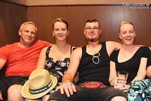 In den Sonntag hinein wurde in Nordhausen nicht nur auf den Pl&auml;tzen und Stra&szlig;e in der Innenstadt gefeiert, nach dem Ende Altstadtfest-Samstags ging es im Jugendclubhaus weiter... 