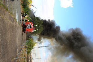 Gro&szlig;brand auf Bahnhofsgel&auml;nde