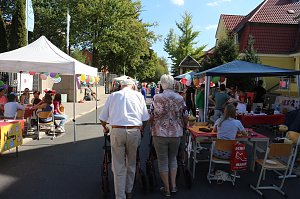 Stra&szlig;enfest der pro vita Akademie
