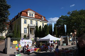 Stra&szlig;enfest der pro vita Akademie