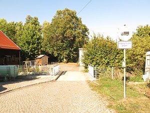 &Uuml;ber diese Br&uuml;cke ist noch kein M&uuml;llauto gefahren, sagt Gerhard Huhn