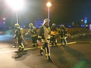 Proben f&uuml;r den Ernstfall: Feuerwehrausbildung in Neustadt