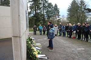 Gedenken auf dem Ehrenfriedhof