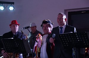 N&auml;rrisches Treiben in Urbach