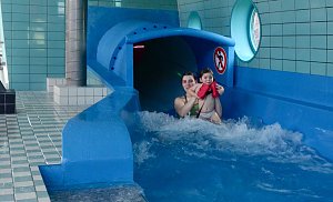 Mega-Poolparty
