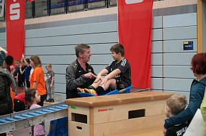 Die J&uuml;ngsten testeten Fitness und Geschicklichkeit
