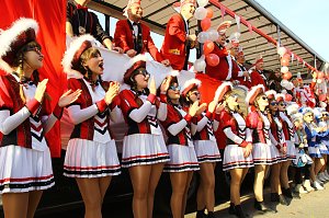Gro&szlig;er Festumzug in Werther