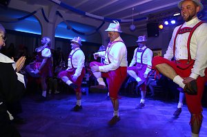 M&auml;nnerballett on Tour