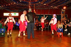 M&auml;nnerballett on Tour
