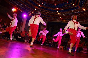 M&auml;nnerballett on Tour