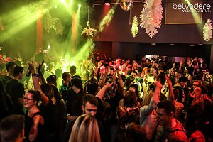 Party im Jugendclubhaus in Nordhausen - der Samstag
