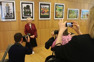 Die "kleine, wei&szlig;e Friedenstaube" feiert 70. Geburtstag