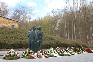 Gedenken zum 74. Jahr der Befreiung des KZ Mittelbau-Dora