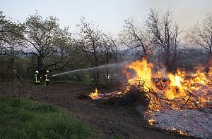 Osterfeuer in Leimbach