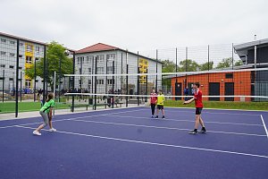Der neue Sportplatz an der Ellricher Regelschule wurde heute eingeweiht. 