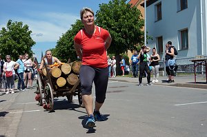 5. Handwagenrennen