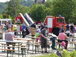 Zwei Feste auf "einen Streich"