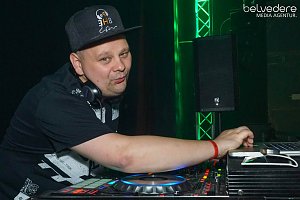 Party im Jugendclubhaus in Nordhausen - der Samstag