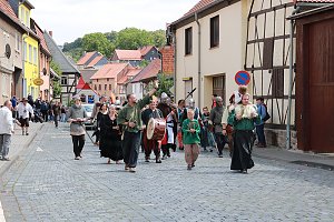 Gro&szlig;er Festumzug in Auleben