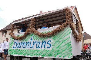 Gro&szlig;er Festumzug in Auleben