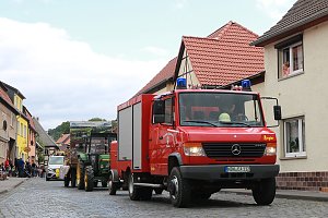 Gro&szlig;er Festumzug in Auleben