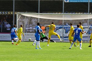 Wacker gewinnt 8:0 gegen Bischofswerda
