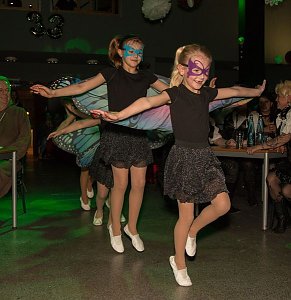 Salzaer N&auml;rrinnen und Narren feierten im Jugendclubhaus