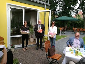 Die Nordhäuser Rotarier kamen in Kneiffs Garten nach langer Pause wieder zusammen