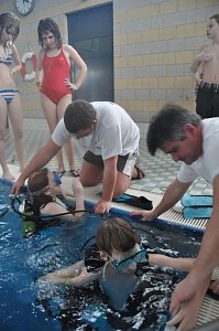 Mega-Poolparty im Badehaus