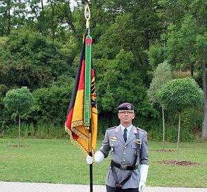 K&uuml;rzeste Kommandeurszeit der Bundeswehr