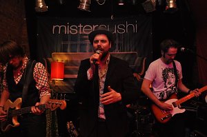 Mister Sushi & Mama Boom in der Destille