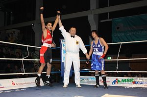 Dramatische Boxnach (1)