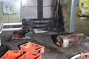 Feuerwehren im Einsatz an der Atrium-Passage