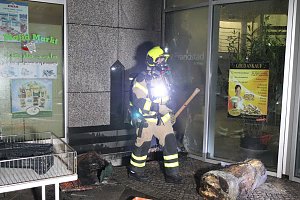Feuerwehren im Einsatz an der Atrium-Passage