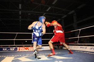 Dramatische Boxnacht (2)