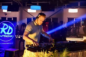 Livemusik aus dem Fitnessloft