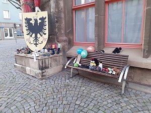 Protestaktion vorm Nordh&auml;user Rathaus