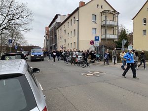 Spaziergang gegen die Lockdownma&szlig;nahmen der Regierung