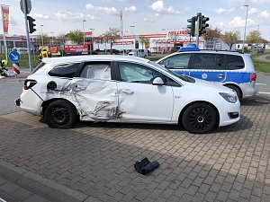 Unfall auf der B4 bei Sundhausen