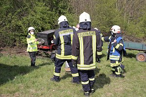 Gespann &uuml;berschlug sich in der Goldenen Aue