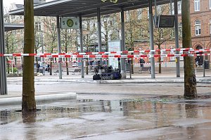 Herrenlose Tasche auf dem Bahnhofsvorplatz sorgt f&uuml;r Polizeieinsatz