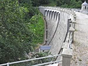 An der Neust&auml;dter Staumauer 
