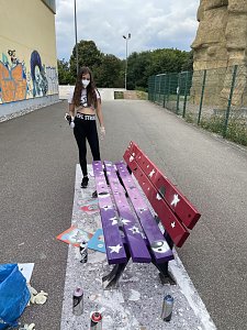 Ferienangebot mit Spraydose - an der Petersbergschule befasste man sich in der zweiten Ferienwoche mit einem Grafitti-Workshop