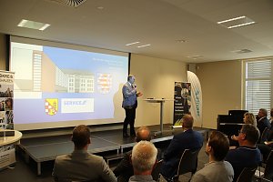 Es ist geschafft: das Oberstufengeb&auml;ude des Humboldt-Gymnasiums wurde heute Nachmittag offiziell seiner Bestimmung &uuml;bergeben