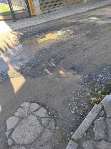 Miserabler Stra&szlig;enzustand in Auleben