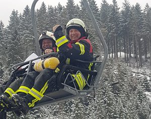 Die S&uuml;dharzer Kameraden beim Oberhofer Treppenlauf