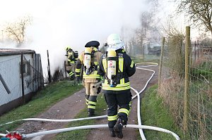 Gartenlaubenbrand im Nordhäuser Kastanienweg