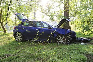 Das Unfallauto wird geborgen